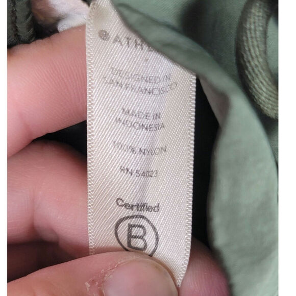 ATHLETA EXPEDITION JOGGER in HUNTER GREEN, SZ 4 TALL - Picture 9 of 12